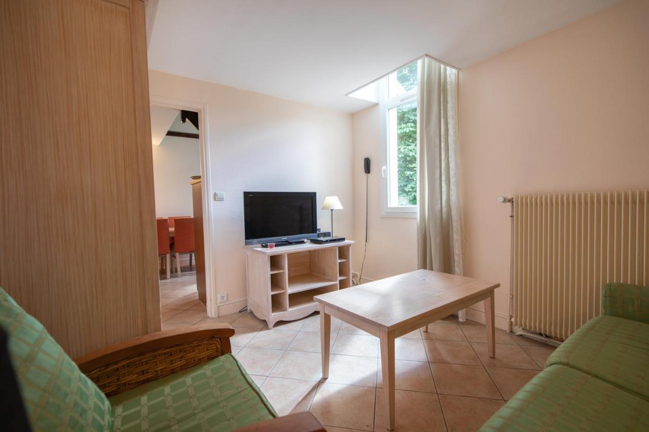 Karma La Residence Normande Connelles Esterno foto